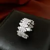 Anillo Abierto de Zirconia Súper Brillante con Forma de Corazón, Versátil para el Trabajo, Estilo Casual, Anillo para el Dedo Índice, Sencillo, Moderno, Joyería de Alta Gama para Mujeres