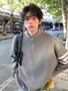Suéter masculino vermelho com três listras para o ano do zodíaco, cardigã de tricô casual retrô de inverno
