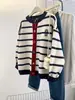 Cardigan de Tricô Listrado Preguiçoso Novo 2025 Outono/Inverno Peça de Roupa Externa Solta Tricô Estilo College Top Início do Outono Versátil