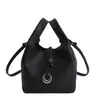 Bolsa de Axila Retrô Simples de Grande Capacidade para o Dia a Dia, Bolsa de Ombro Versátil em Couro Macio, Nova Bolsa Saco de Moda de Alta Qualidade