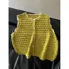 Chaleco de encaje a cuadros de punto hueco retro estilo japonés con botones para mujer, chaqueta suéter sin mangas que reduce la edad para otoño