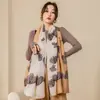 Moda Outono e Primavera Peça Externa Xale Fino Fashionável Cachecol de Algodão e Linho Quente de Inverno Uso Duplo Cachecol Longo Feminino Versátil Estilo Coreano