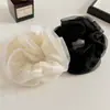 Goma para el pelo fruncida estilo perezoso chic francés para mujer, accesorio versátil y de alta gama para coletas bajas y moños.
