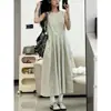 Foto Real de um Vestido Regata Roxo Sem Mangas para Mulheres, Estilo Francês de Verão, Chique e Único, Design Não lotado Vestido Longo
