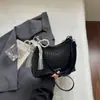 Bolso tote simple de moda y tendencia para el día a día, bolso de axila con diseño de nicho, bolso de hombro grande y elegante para mujer