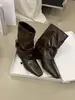Botas curtas femininas para primavera e outono, novas calças botas estilo coreano 2026, botas de moda com bico fino, botas curtas casuais justas