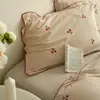 Conjunto de Roupa de Cama de Algodão Lavado Classe A para Bebês e Crianças Pequenas, com Borda Costurada e Bordado de Cerejas Pequenas, Conjunto de Lençol com Elástico e Capa de Edredom 100% Algodão Puro 4