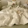 Juego de cuatro piezas de gasa de doble capa Clase A, funda de edredón de algodón puro estilo ins fresco y simple con dibujos animados para estudiante, juego de ropa de cama de tres piezas para dormitorio de estudiante