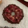 Acessório de Cabelo Vermelho de Ano Novo Renda Xadrez Scrunchie de Quatro Camadas para Mulheres, Elástico de Cabelo para a Parte de Trás da Cabeça, Corda Elástica para Rabo de Cavalo