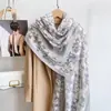 Jm2026 Novo Lenço Longo Estampado Frente e Verso para Mulheres, Moderno e Versátil, Lenço de Alta Qualidade para Passeios de Primavera e Outono, Xale Quente para o Verão