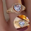 Anillo de Lujo Europeo y Americano con Gema Grande Ovalada y Diamantes para Mujer, Joyería de Mano Moderna y Exquisita, Venta Directa del Fabricante