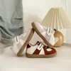 Sapatos de caminhada para bebê menina para primavera e outono, tênis de treino alemães macios para bebês, sapatos confortáveis e versáteis para crianças pequenas, sapatos simples para bebês