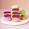 Bolo Flor de Rosa, uma Especialidade de Yunnan, Assado na Hora, Baixo Teor de Açúcar, Lanches para Venda por Atacado em Lote, Doces, Lanches Casuais, Embalagem em Caixa de Presente