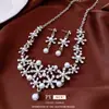 Pendientes Colgantes y Collar de Flor de Perla Incrustada de Diamantes Estilo Francés, Cadena para Suéter de Lujo Ligero Estilo Corte, Exquisito Set de Joyería Versátil