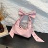 Bolso de Hombro de Alta Gama Dulce Fresco Chica Picante para Mujer 2025 Nueva Moda Distintivo Bolso con Remaches Celebridad de Internet Bolso de Axila con Lazo