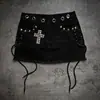 Shorts de mujer Y2K, estilo americano, con remaches y cruces, estilo gótico oscuro, cordones laterales, minifalda de tiro bajo, estilo callejero