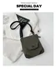 Bolso bandolera de color liso versátil estilo japonés, bolso de hombro mini simple para teléfonos móviles, unisex