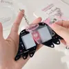 Original Lindo Alas Pequeñas Doble Ranura para Tarjetas Porta Tarjeta de Identificación Acrílico 1.0 pulgada Cubierta de Almacenamiento Colgante Decorativo para Mochila Porta Tarjetas