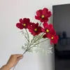 6 Flores Cosmos Artificiais de Haste Única, Flores Artificiais para Decoração de Casa, Fotografia de Casamento e Decoração, Flores Cosmos Artificiais de Veludo