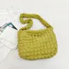Bolsa mensageiro de moda de alta qualidade para mulheres 2024 novo design simples de nicho cor sólida Comércio exterior Bolsa de ombro dumpling versátil