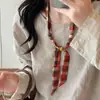 Collar con Bufanda de Seda y Cuentas de Flor de Anacardo Marrón Retro Diseño para Mujer Nicho Único Cadena para Suéter Accesorios Versátiles Diarios