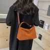 Bolso Boston para Mujer Otoño e Invierno Nuevo Otoño e Invierno Moda Retro Bolso de Hombro Único Bolso de Axila Gran Capacidad Versátil Bolso de Viaje para Mujer