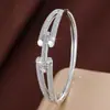 Venda Direta da Fábrica, Pulseira Brilhante Céu Estrelado de Luxo de Alta Qualidade com Zircônia Microincrustada, Exquisita e Versátil, Design Linear, Exclusivamente para Fornecimento Transfronteiriço