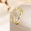 Anel de diamante super brilhante em formato de onda de batimento cardíaco! Design aberto em camada dupla com um toque de luxo leve e nicho, disponível em dourado e prata, estilo versátil