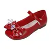 Zapatos de Princesa de Cristal para Niñas 2026 Primavera Otoño Verano Nuevos Suela Suave Zapatos para Niñas Pequeñas Zapatos Pequeños de Cuero para Actuación
