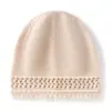 Nuevo gorro de punto de cachemira cálido para mujer de otoño e invierno, gorro para cubrir las orejas, gorro versátil y gorro para clima frío al aire libre