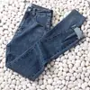 Jeans Ajustados Azul Claro para Mujer, Pantalones de Lápiz Cropped Elásticos de Cintura Alta Adelgazantes con Dobladillo Deshilachado, Nuevo Verano 2025