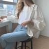 2022 Camisa Feminina Estilo Coreano Simples Nicho Elegante Chifre Manga Camisa Francês Pescoço Quadrado Loose Solid Color Inner Top
