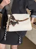 Bolsa de Hombro Retro Transfronteriza 2026 Nueva Bolsa de Tote para Viajar Bolso de Hombro Nueva Moda de Invierno Bolso de Mano Casual Bolso Cruzado para Mujer