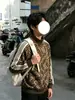 Chaqueta retro americana con cuello alto y estampado de leopardo para hombre, nueva sudadera corta casual suelta a rayas con cremallera para otoño