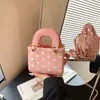 Bolsa Quadrada Pequena Única com Bolinhas Lady Diana, Nova Moda Versátil de Luxo Leve para o Dia a Dia Estilo Coreano Tendência Mini Bolsa Transversal para Meninas