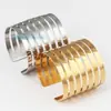 Pulsera abierta de acero inoxidable y acero de titanio, joyería popular europea y americana, con cuentas, se puede usar sola