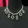 Moda Europea y Americana Completa de Diamantes Personalizada para Mujer Hip Hop Símbolo de Dólar Cadena para Clavícula Letra Colgante Corto Collar