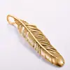 Collar de Acero Inoxidable con Colgante de Pluma de Acero de Titanio Takahashi Goro para Hombre Joyería Versátil Accesorio para Hombre Lujo Ligero