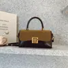 Bolso de Mano de Moda Transfronterizo para Mujer Invierno 2026 Nuevo Bolso de Hombro Retro de Nicho Bolso Cruzado Pequeño Cuadrado de Alta Gama