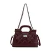 Bolso de Silla de Montar Acolchado de Gama Alta para Mujer 2026 Nuevo Estilo Bolso Cruzado de Hombro Único con Cadena Bolso Cuadrado Pequeño de Moda para el Viaje