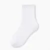 Calcetines desechables para hombre, calcetines de algodón de color liso, uso diario, absorbentes de sudor, resistentes al olor, calcetines finos de verano hasta la pantorrilla, esenciales para viajar, al por mayor