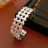 Pulsera Abierta Ovalada de Metal de Tres Capas Hueca Estilo Europeo y Americano Minimalista Fresca Moda Simple Joyería de Gama Alta