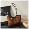 Bolsa Tote Casual Retro de Grande Capacidade para Mulheres Verão Nova Tendência Moda Bolsa de Ombro Único Sob o Braço Bolsa Tote para o Dia a Dia