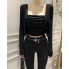Roupas Femininas de Celebridade da Internet Coreia Dongdaemun 2025 Novo Conjunto de Duas Peças Moda com Regata Justa Sexy de Gola Quadrada + Cardigã