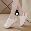 Tênis Feminino Tamanho Grande Primavera e Verão 2025 Versátil Tendência Sapatos Femininos Tênis de Corrida Estilo Pai Sapatos Individuais Femininos