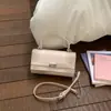 Bolso Pequeño Texturizado con Patrón de Cocodrilo Transfronterizo para Mujer 2026 Nuevo Estilo Bolso de Mano con Bloques de Color Elegante Bolso Cruzado de Alta Gama