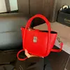 Bolso Cubo para Mujer con Acabado de Alta Gama, Bolso de Mano Transfronterizo de Moda con Patrón de Lichi, Nuevo Bolso Cruzado Estilo Cesta Elegante 2026