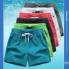 Shorts Esportivos de Verão 2026 com Bolso e Zíper Masculino de Três Quartos Finos para Corrida Fitness Atletismo Secagem Rápida Shorts de Treinamento