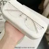 Nuevo y elegante armazón de anteojos sin montura de titanio puro con borde cortado, popular armazón de anteojos semi-titanio ultraligero, anti-luz azul, apto para lentes de prescripción
