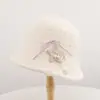 [En Stock] Sombrero de cubo de lana de alpaca con diseño de estrella y lazo, cálido y elegante, de diseñador coreano de nicho